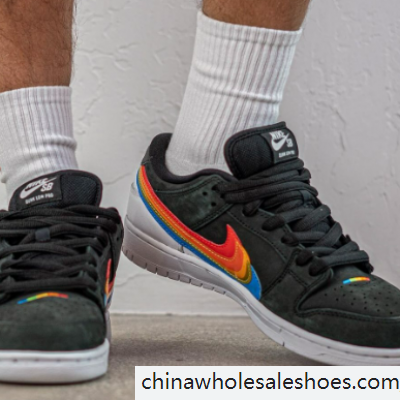 dunk low polaroid