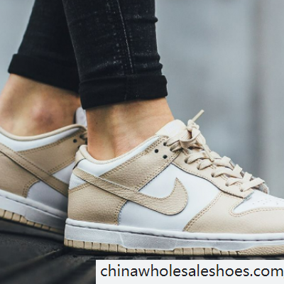 nike dunk low oatmeal