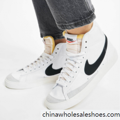 nike blazer junior